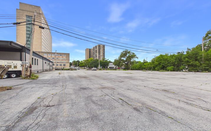Pictures of Land, Special Purpose property located at 945 N SEVENTH ST, HARRISBURG, PA 17102 for lease - image #1