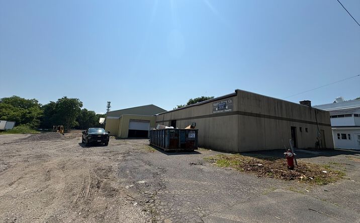 Pictures of Industrial property located at 1 Terminal Street, Albany, NY 12206 for lease - image #1