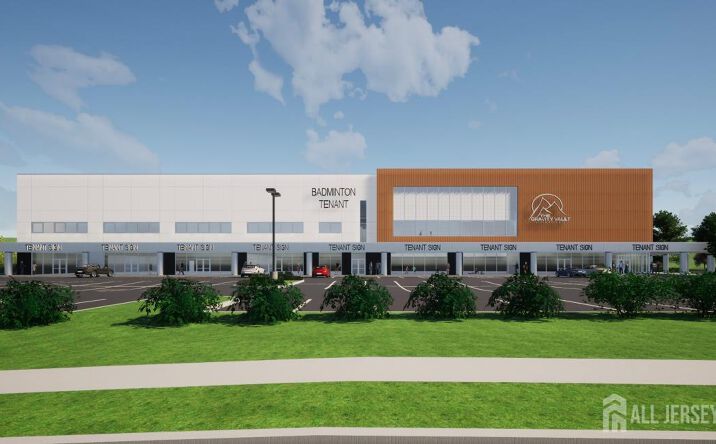 Pictures of Retail property located at 3 Brunswick Plaza, Edison, NJ 08817 for lease - image #1