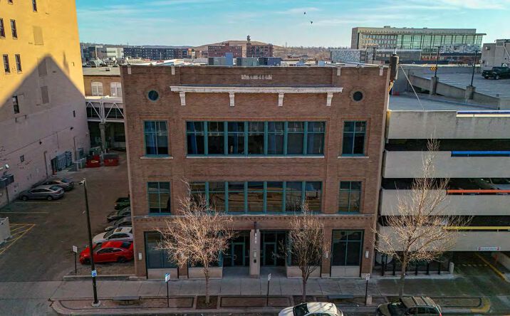 Pictures of Office property located at 213 4th Avenue SE, Cedar Rapids, IA 52401 for lease - image #1