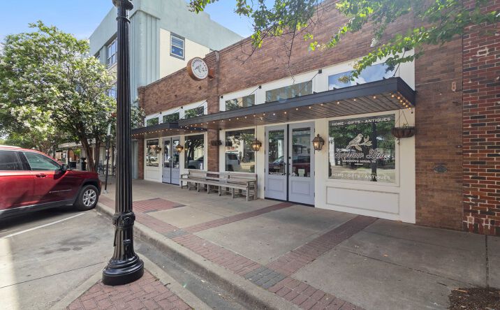 Pictures of Retail property located at 205 South Main Street, Bryan, TX 77803 for lease - image #1