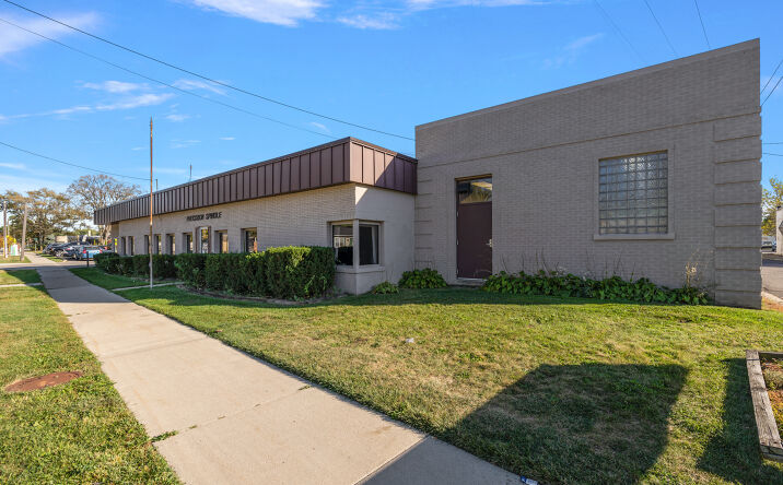Pictures of Industrial property located at 836 WOODWARD HTS, FERNDALE, MI 48220-1431 for lease - image #1
