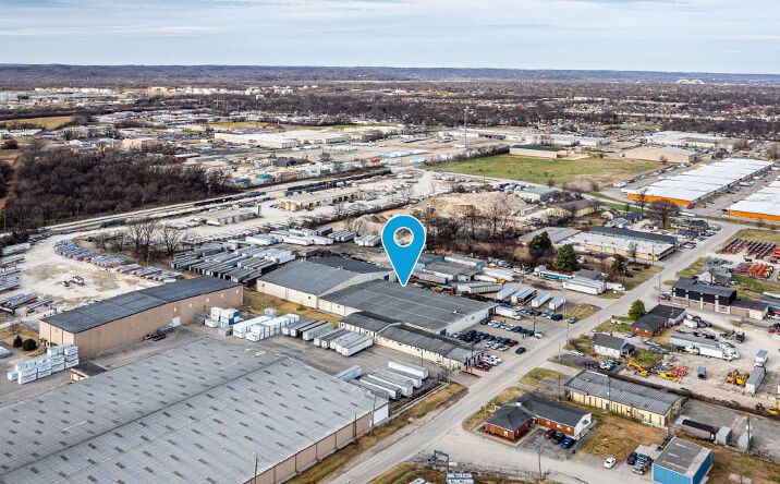 Pictures of Industrial property located at 3832 Fitzgerald Road, Louisville, KY 40216 for lease - image #1