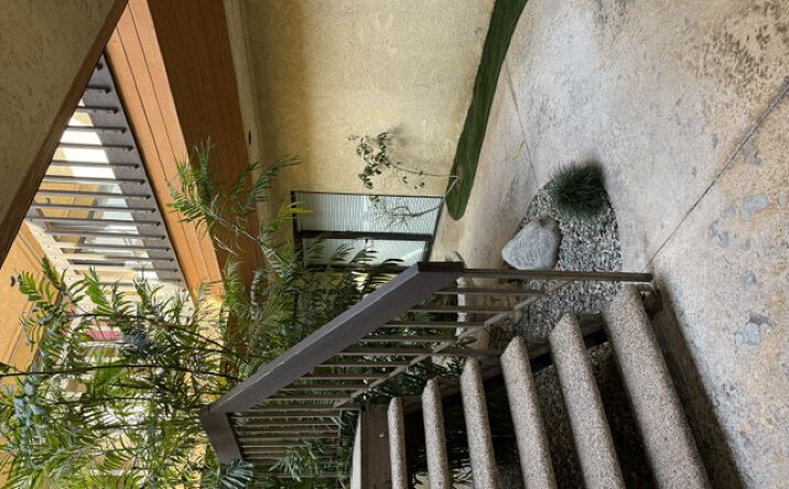 Pictures of Office property located at 7041 Owensmouth Avenue, Los Angeles, CA 91303 for lease - image #1