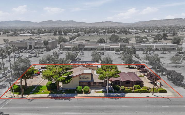 Pictures of Retail, Restaurant property located at 2162 East Palmdale Boulevard, Palmdale, CA 93550 for lease - image #1