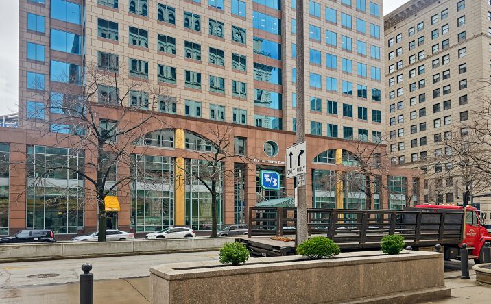 Pictures of Office property located at 600 Superior Avenue East, Fifth Third Bldg. Suite 1300, Cleveland, OH 44114 for lease - image #1