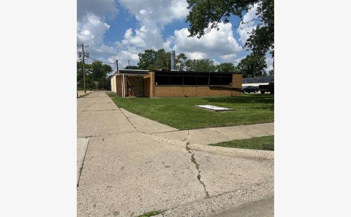 Pictures of Industrial property located at 23539 Pinewood Street, Warren, MI 48091 for lease - image #1
