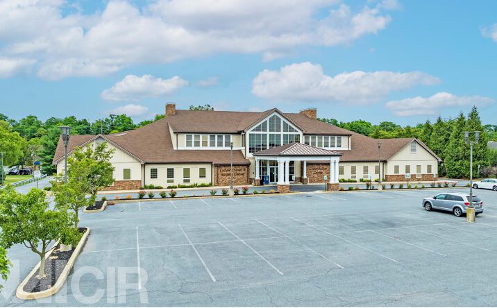 Pictures of Office property located at 825 5th Avenue, Chambersburg, PA 17201 for lease - image #1