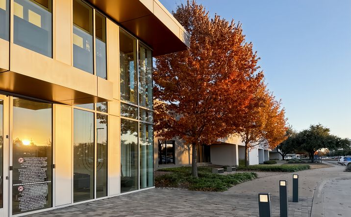 Pictures of Office property located at 6600 Chase Oaks Boulevard Suite 150, Plano, TX 75023 for lease - image #1