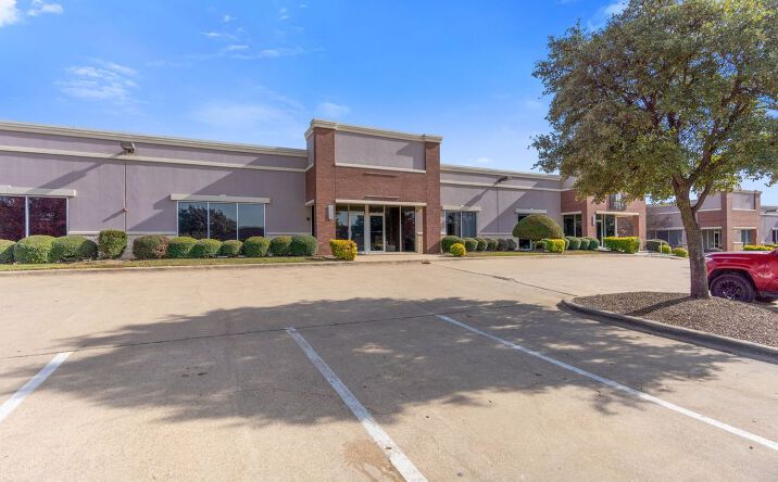 Pictures of Industrial property located at 525 S Nolen Dr, Southlake, TX 76092-9195 for lease - image #1