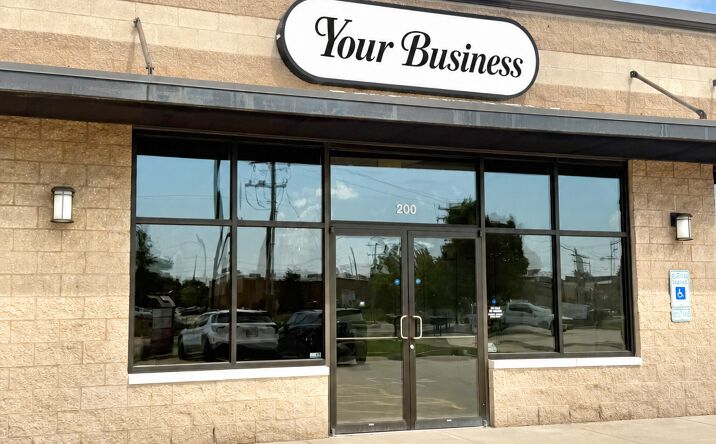 Pictures of Retail property located at 203 N PROSPECT RD, BLOOMINGTON, IL 61704-3552 for lease - image #1