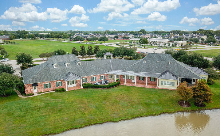 Pictures of Office property located at 5777 Sienna Parkway, Missouri City, TX 77459 for lease - image #1