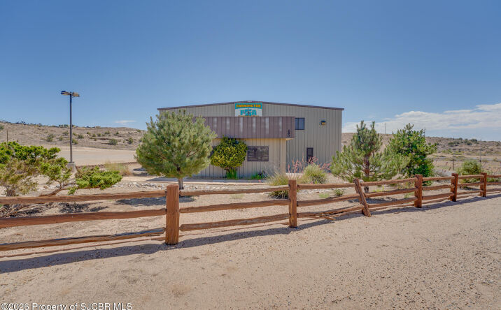 Pictures of Land property located at 280 S BROWNING Parkway, Farmington, NM 87401 for lease - image #1