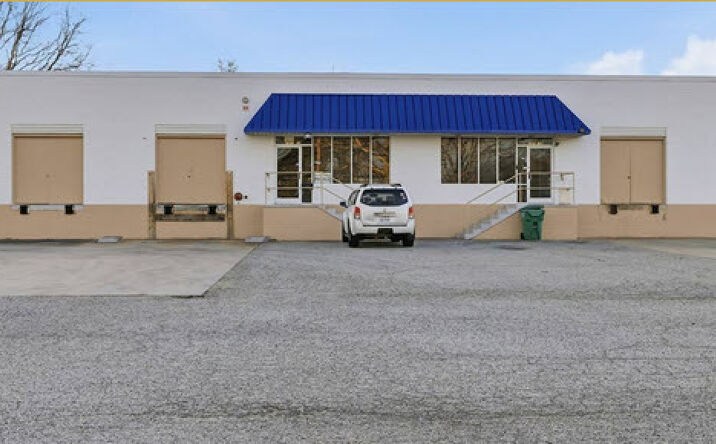 Pictures of Industrial property located at 1207 TEXTILE PL, HIGH POINT, NC 27260-1671 for lease - image #1