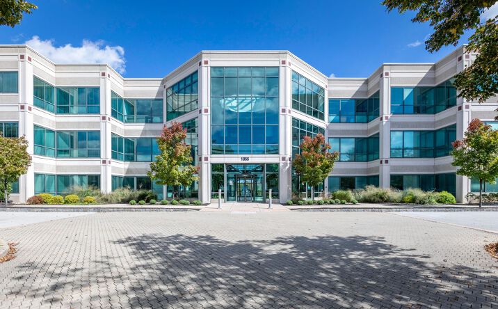 Pictures of Office property located at 1055 Westlakes Drive 3rd Floor, Berwyn, PA 19312 for sales - image #1