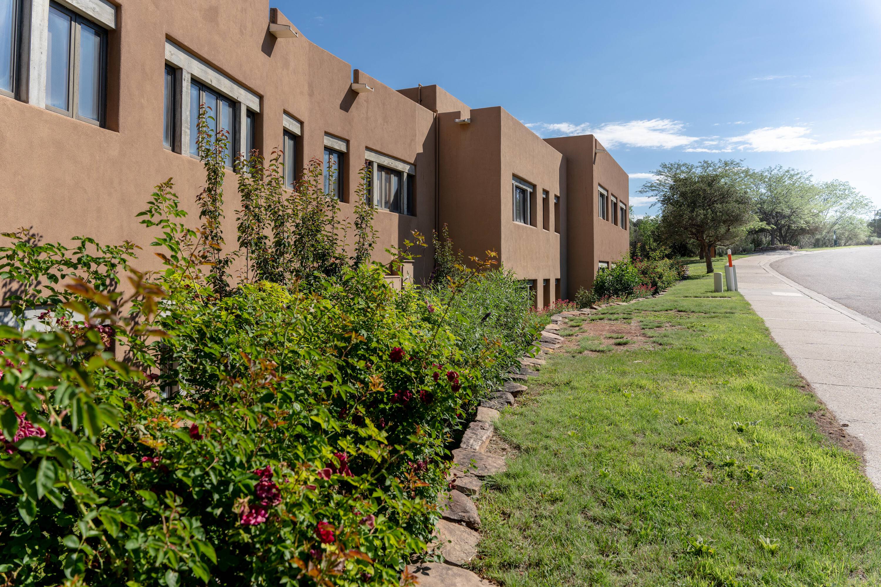 1660 Old Pecos Trail, Santa Fe, NM 87505