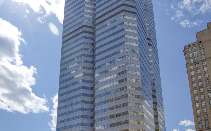 Pictures of Office property located at 301 Grant Street, Suite 270, Pittsburgh, PA 15219 for lease - image #1