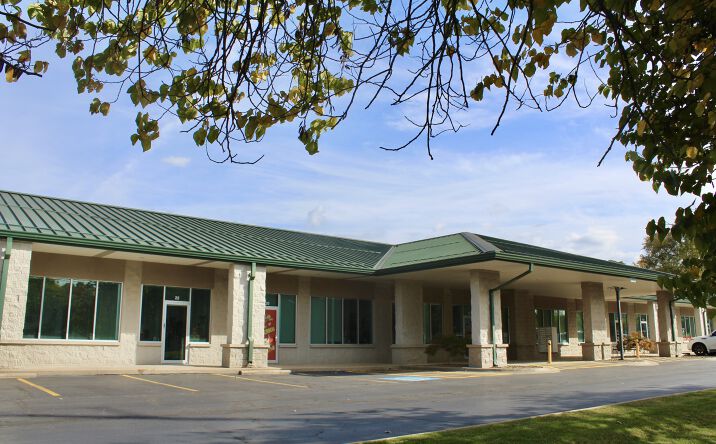 Pictures of Office property located at 202-210 N Walton Blvd, Bentonville, AR 72712 for lease - image #1