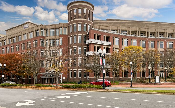 Pictures of Office property located at 2000 Duke Street Suite  300, Alexandria, VA 22314 for lease - image #1