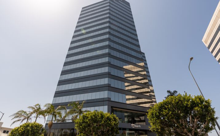 Pictures of Office property located at 12100 Wilshire Blvd    8th Floor, West Los Angeles, CA 90025 for lease - image #1