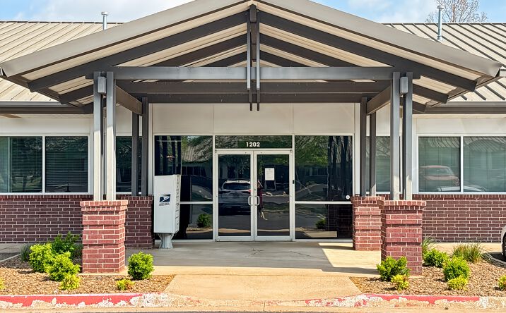 Pictures of Office property located at 1202 NE McClain Rd Building 7, Bentonville, AR 72712 for lease - image #1
