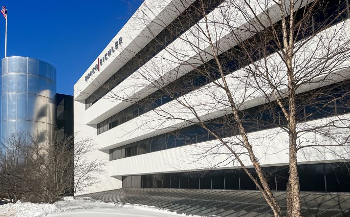 Pictures of Office property located at 101 Eisenhower Pkwy  Suite 300, Roseland, NJ 07068 for lease - image #1