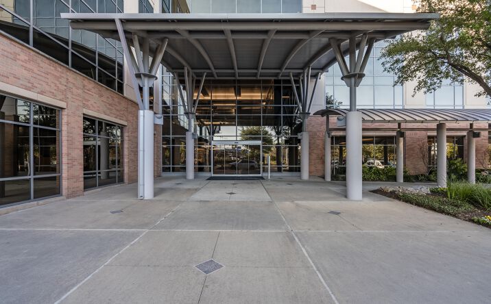 Pictures of Office property located at 13785 Research Blvd Suite 125, Austin, TX 78750 for sales - image #1