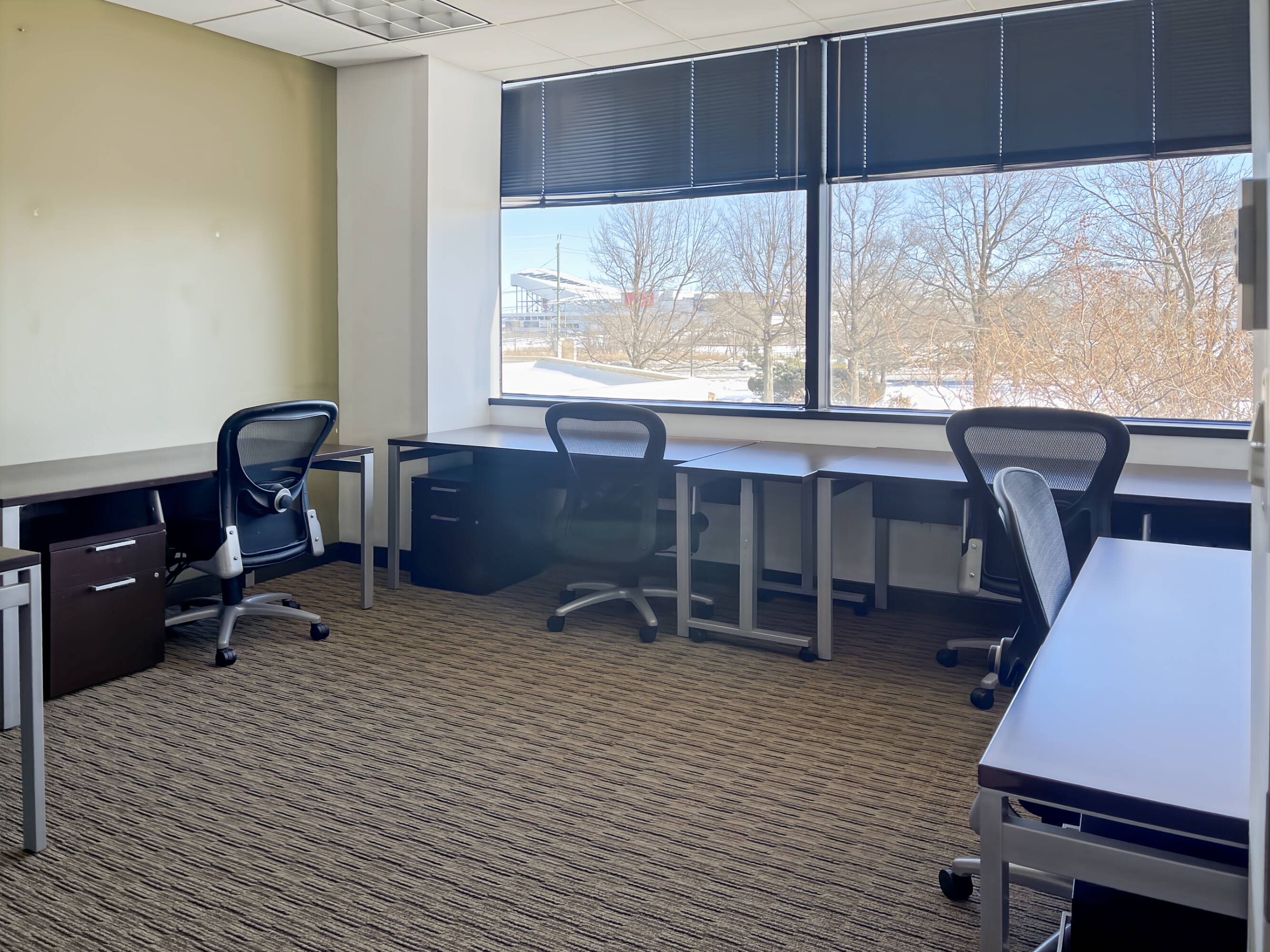 3411043