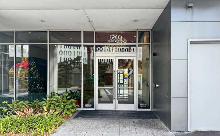Pictures of Office property located at 6900 Travistock Lakes Blv, Suite 400,, Orlando, FL 32827 for lease - image #1