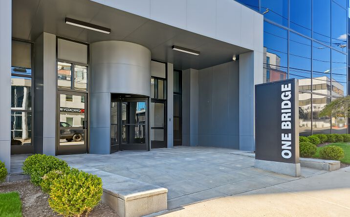 Pictures of Office property located at 1 Bridge Plaza, Suite 675, Fort Lee, NJ 07024 for lease - image #1