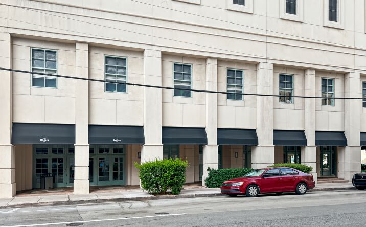Pictures of Office property located at 2332 Galiano St, 2nd Floor, Coral Gables, FL 33134 for lease - image #1