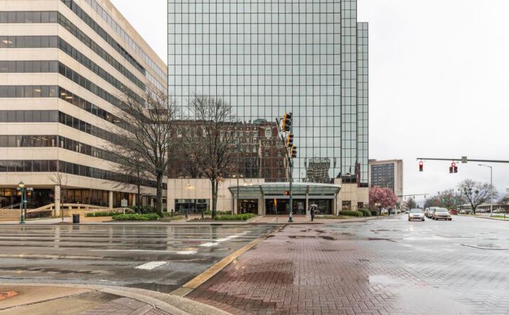 Pictures of Office property located at 200 Martin Luther King Blvd 10th Floor, Chattanooga, TN 37402 for lease - image #1