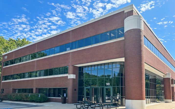Pictures of Office property located at 99 Derby Street Suite 200, Hingham, MA 02043 for lease - image #1
