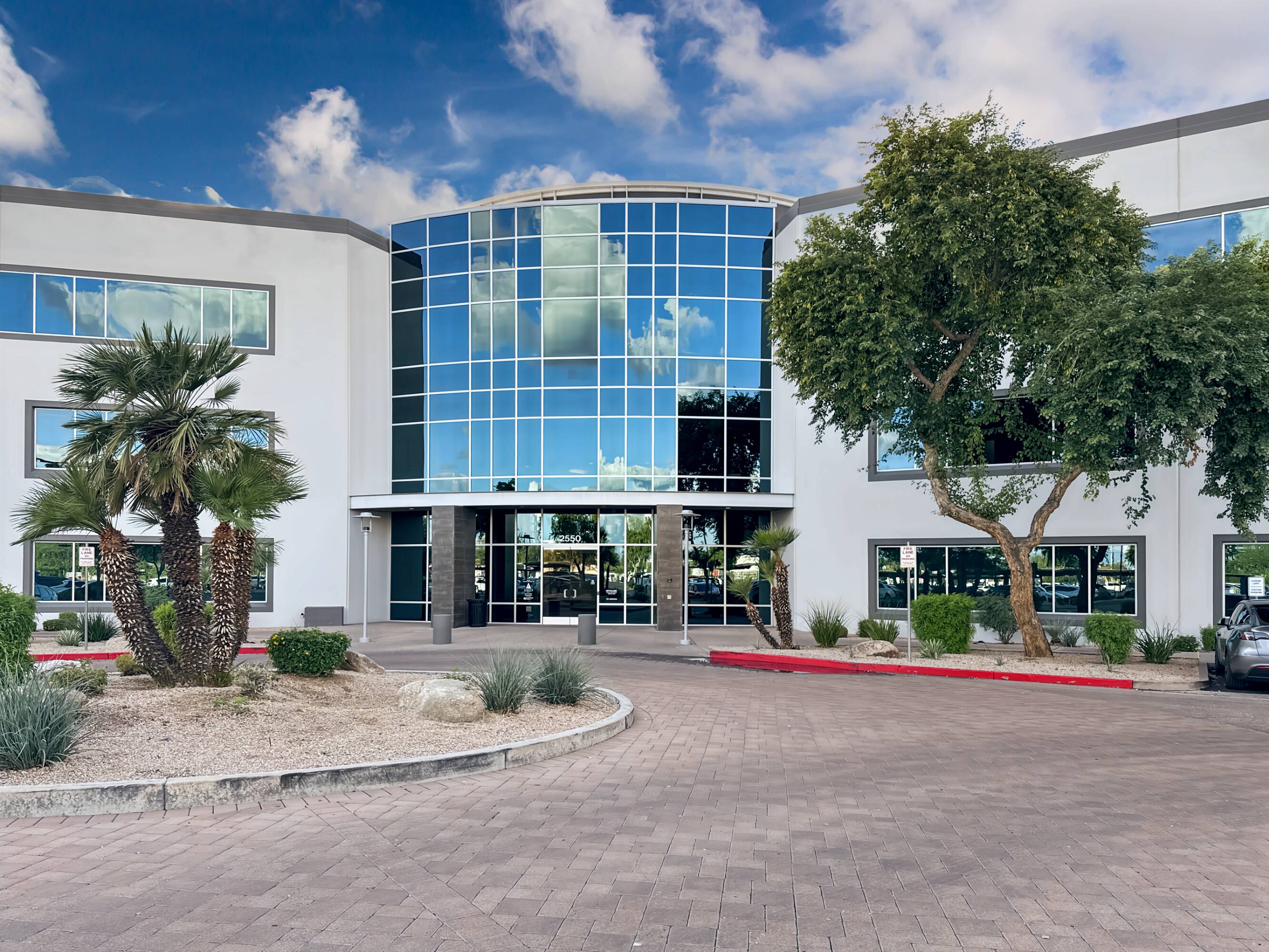 3185116