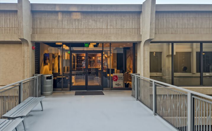 Pictures of Office property located at 3000 El Camino Real, Suite 200, Palo Alto, CA 94306 for lease - image #1