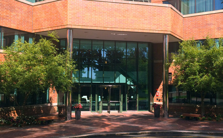Pictures of Office property located at 3000 El Camino Real Suite 200, Palo Alto, CA 94306 for sales - image #1