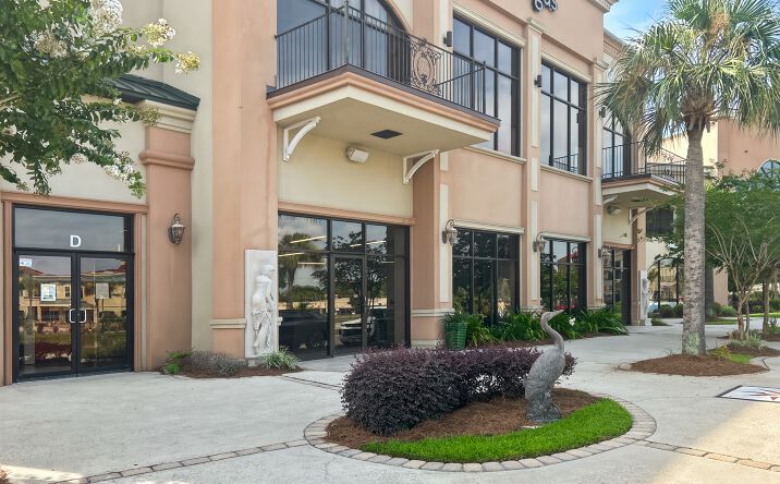 Pictures of Office property located at 1901 Manhattan Blvd, Harvey, LA 70058 for lease - image #1