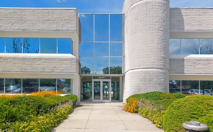 Pictures of Office property located at 80 Orville Driven Suite 100, Bohemia, NY 11716 for lease - image #1