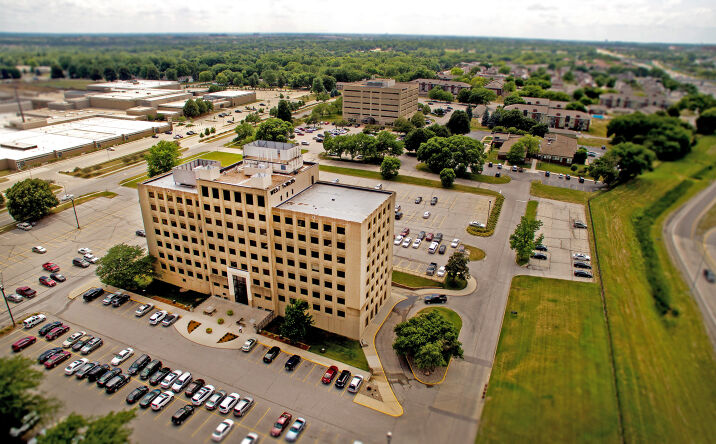 Pictures of Office property located at 1200 Valley W Dr, West Des Moines, IA 50266 for lease - image #1