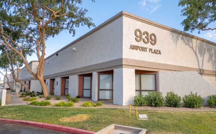 Pictures of Industrial property located at 939, 943, 947 S 48th St, Tempe, AZ 85281 for lease - image #1