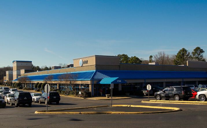 Pictures of Retail property located at 1699-1735 Sycamore View Road, Memphis, TN 38134 for lease - image #1