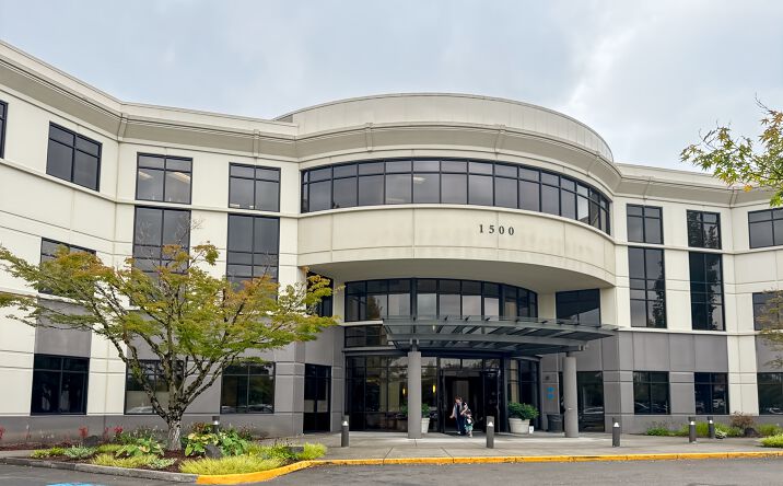 Pictures of Office property located at 1500 NW Bethany Blvd, Suite 200, Hillsboro, OR 97006 for lease - image #1