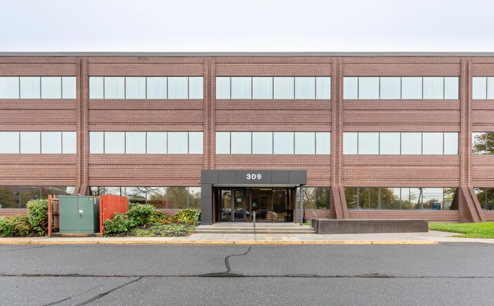 Pictures of Office property located at 309 Fellowship Road, East Gate Center Suite 200, Mount Laurel Township, NJ 08054 for sales - image #1
