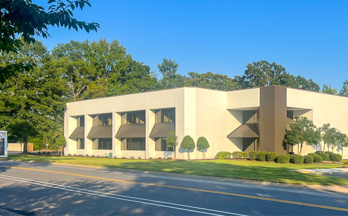 Pictures of Office property located at 1225 Breckenridge Drive, Little Rock, AR 72205 for lease - image #1