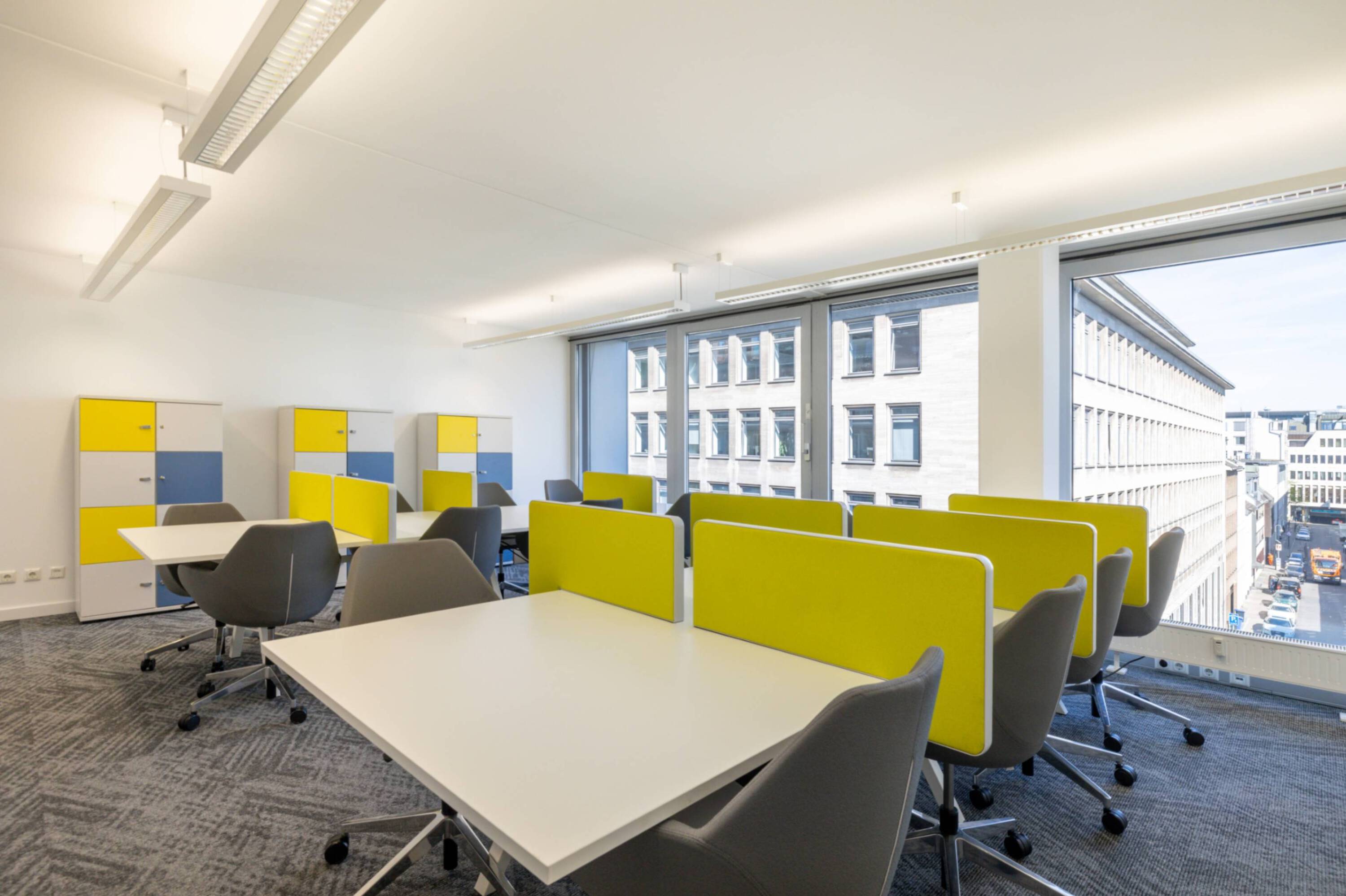 3413347