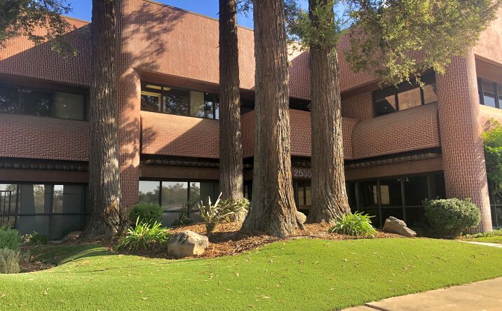 Pictures of Office property located at 2555 3rd St, Sacramento, CA 95818 for lease - image #1