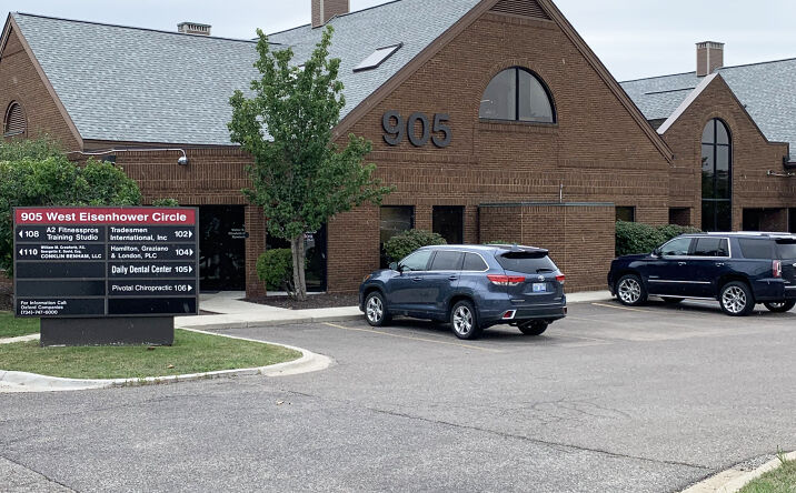 Pictures of Office property located at 905 W Eisenhower Circle, Ann Arbor, MI 48103 for lease - image #1