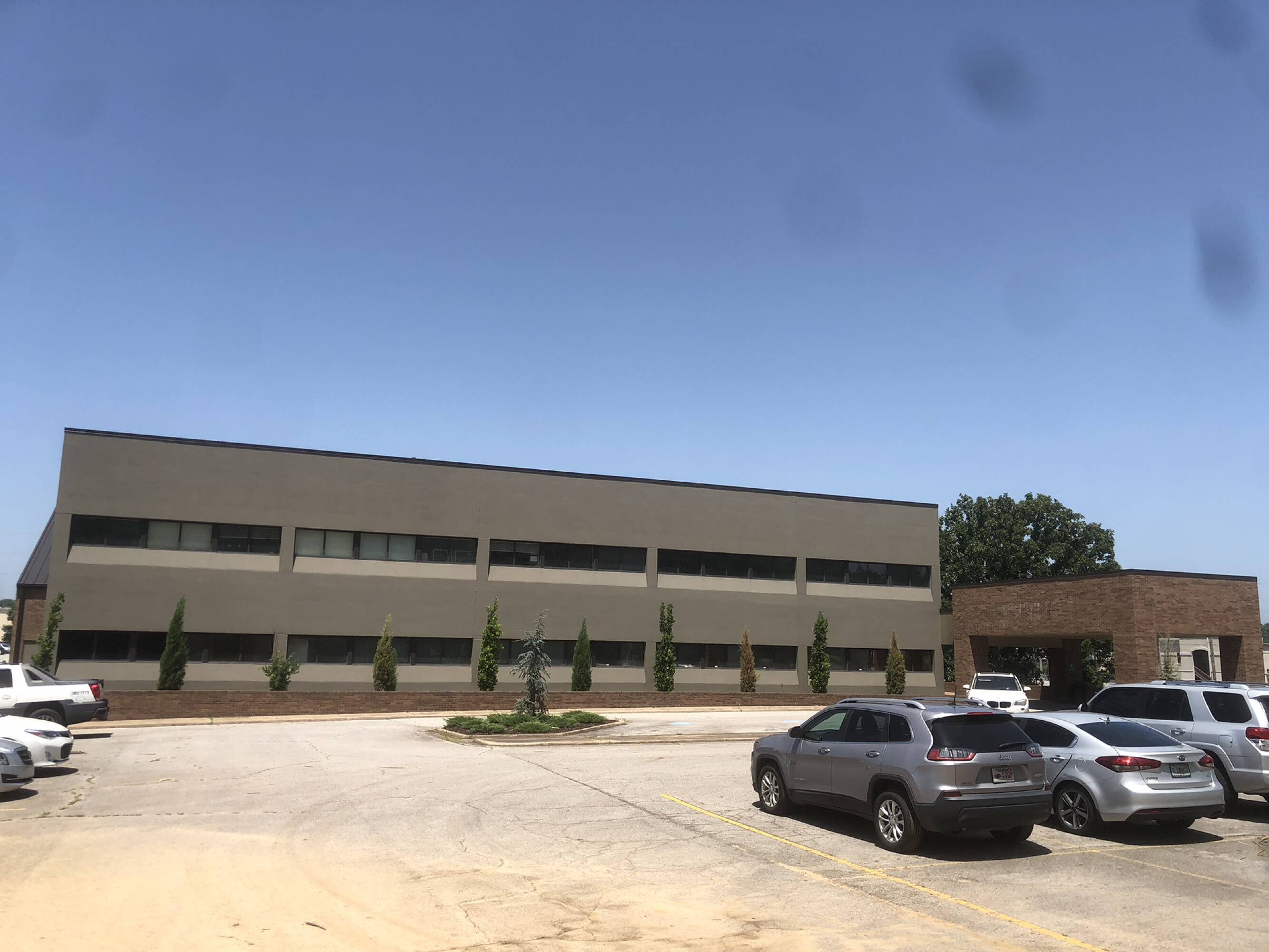 1501 S Waldron Rd, Fort Smith, AR 72903