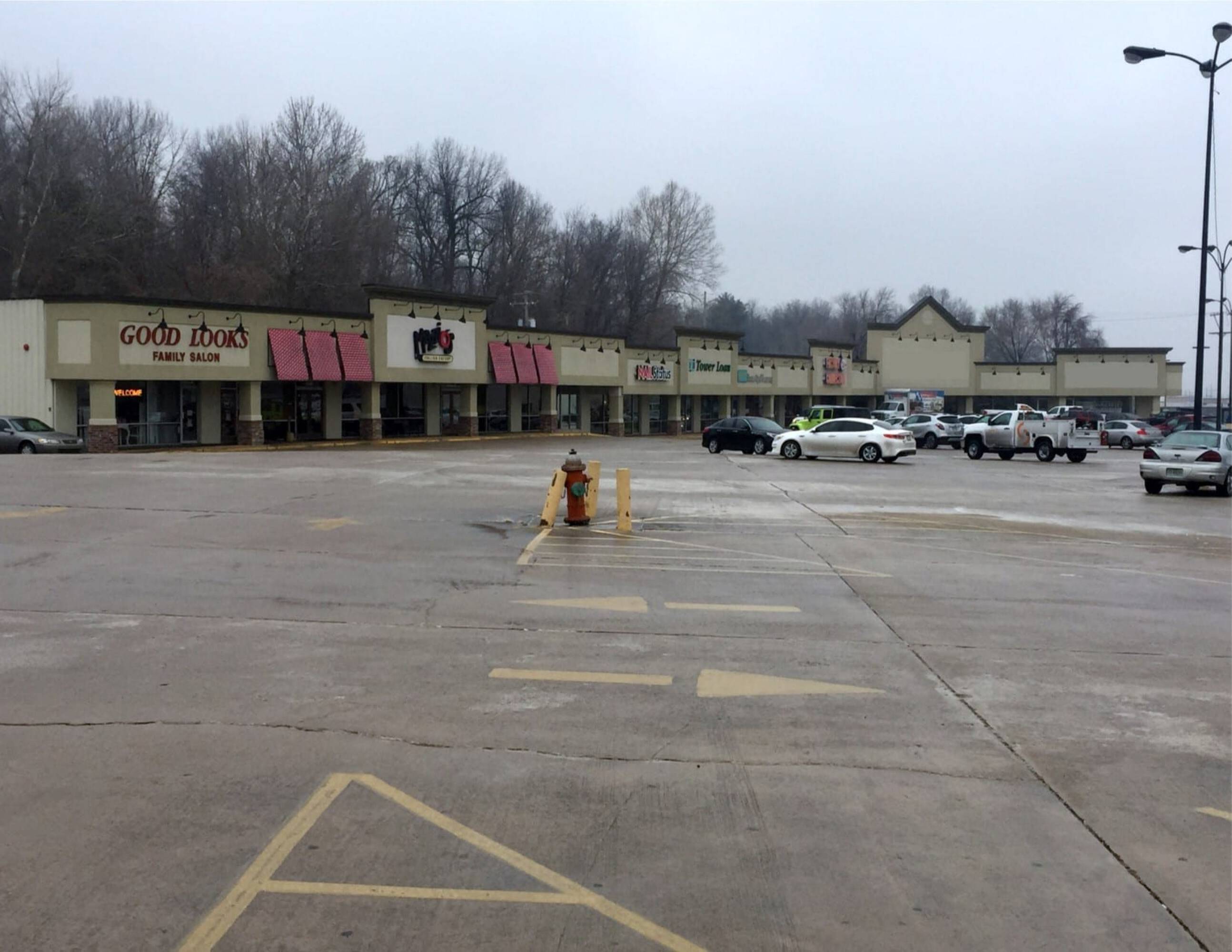 1090 S Neosho Blvd, Neosho, MO 64850