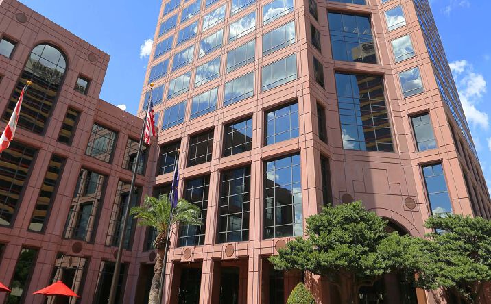 Pictures of Office property located at 1000 Legion Pl, Orlando, FL 32801 for lease - image #1